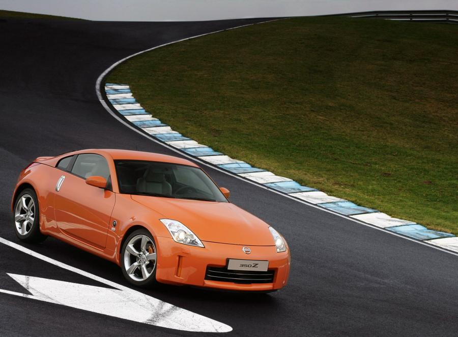  Nissan 350Z 2007 года  (фото 15 из 27)